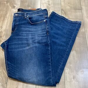 Lucky Brand Easy Rider Boot Jean in Dark Wash. Size 14/32R